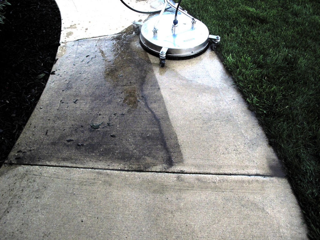 Pressure Washing in Chippewa Falls WI Sparkle Wash Eau Claire