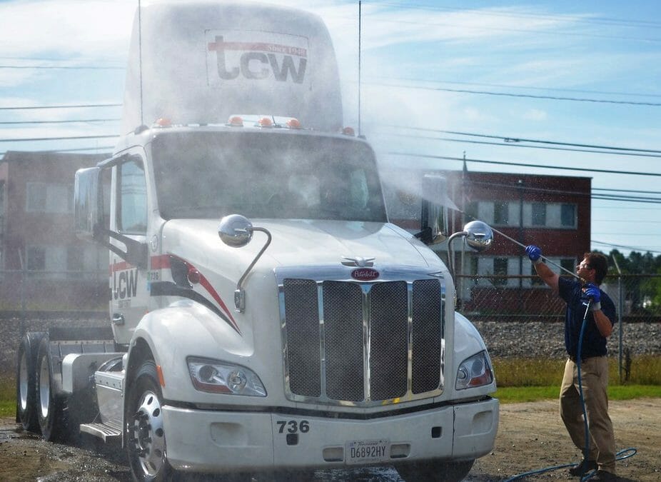 The Benefits of Having a Fleet Washing Program